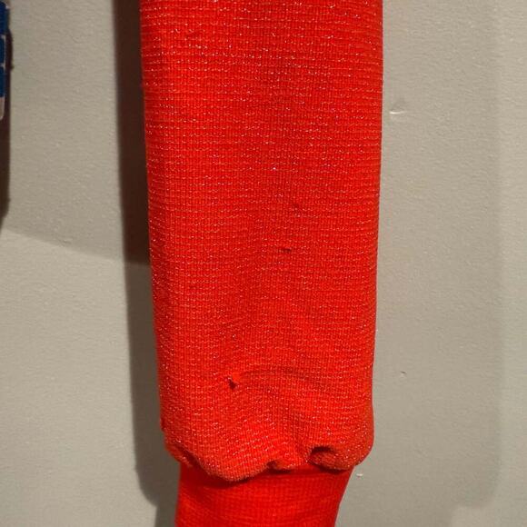 Converse x Hello Kitty Size Small - Picture 5 of 6